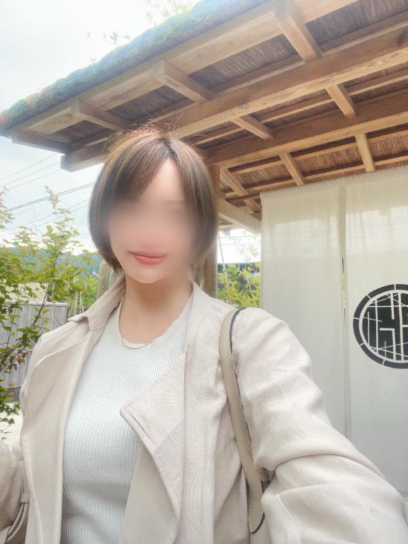 <img class="emojione" alt="💜" title=":purple_heart:" src="https://fuzoku.jp/assets/img/emojione/1f49c.png"/>初めてのオンナである幸せ
