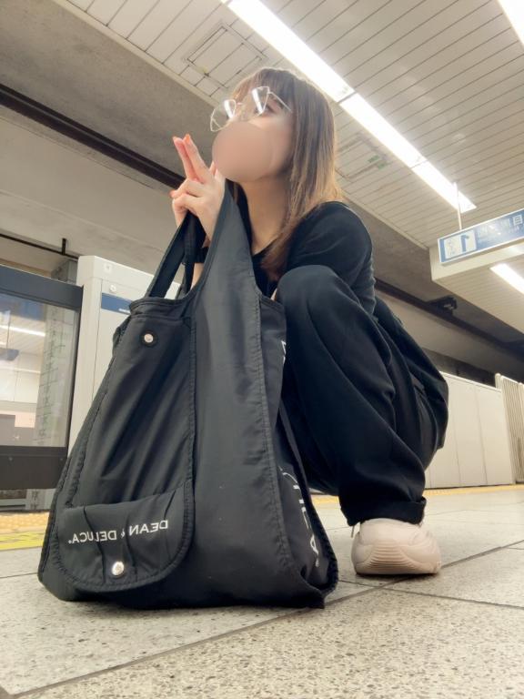 今日も愛♥️を感じながら...電車<img class="emojione" alt="🚃" title=":railway_car:" src="https://fuzoku.jp/assets/img/emojione/1f683.png"/>𓈒𓂂𓏸で一旦帰宅するう<img class="emojione" alt="🤭" title=":face_with_hand_over_mouth:" src="https://fuzoku.jp/assets/img/emojione/1f92d.png"/>♡