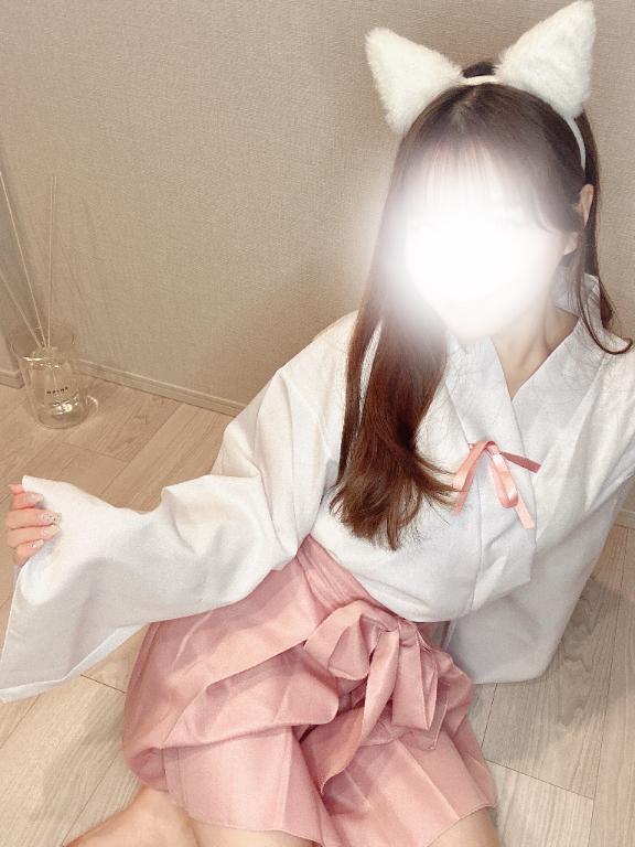 巫女さんです🩷‎🤍
