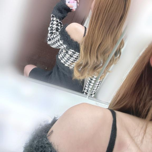 <img class="emojione" alt="💖" title=":sparkling_heart:" src="https://fuzoku.jp/assets/img/emojione/1f496.png"/>ぴんくいろ<img class="emojione" alt="💖" title=":sparkling_heart:" src="https://fuzoku.jp/assets/img/emojione/1f496.png"/>