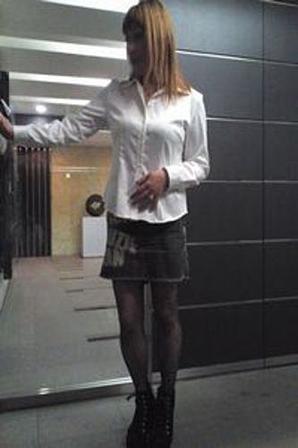 ゆりな