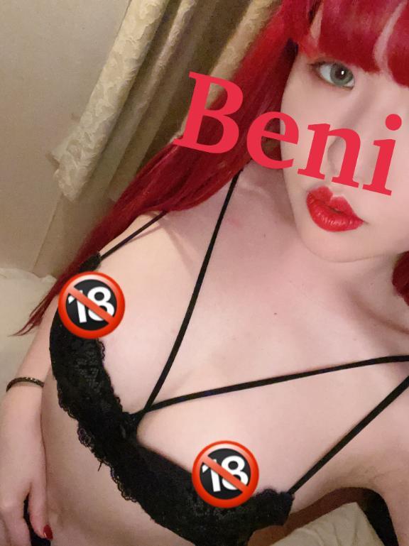 血ネイル<img class="emojione" alt="💋" title=":kiss:" src="https://fuzoku.jp/assets/img/emojione/1f48b.png"/>