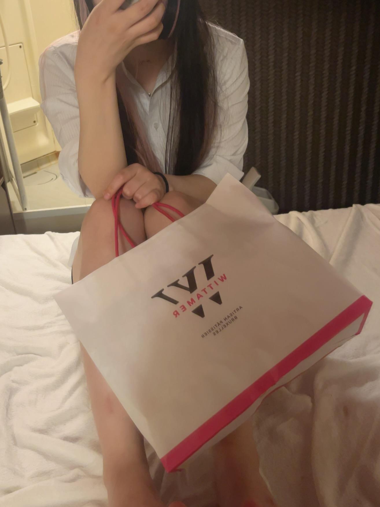 昨日時間短い中来てくれてありがと<img class="emojione" alt="😭" title=":sob:" src="https://fuzoku.jp/assets/img/emojione/1f62d.png"/>
