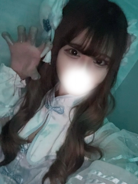 新人まゆあ(21)