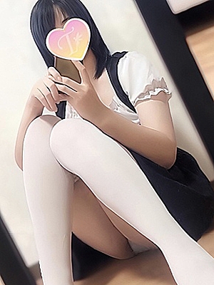 ゆりな