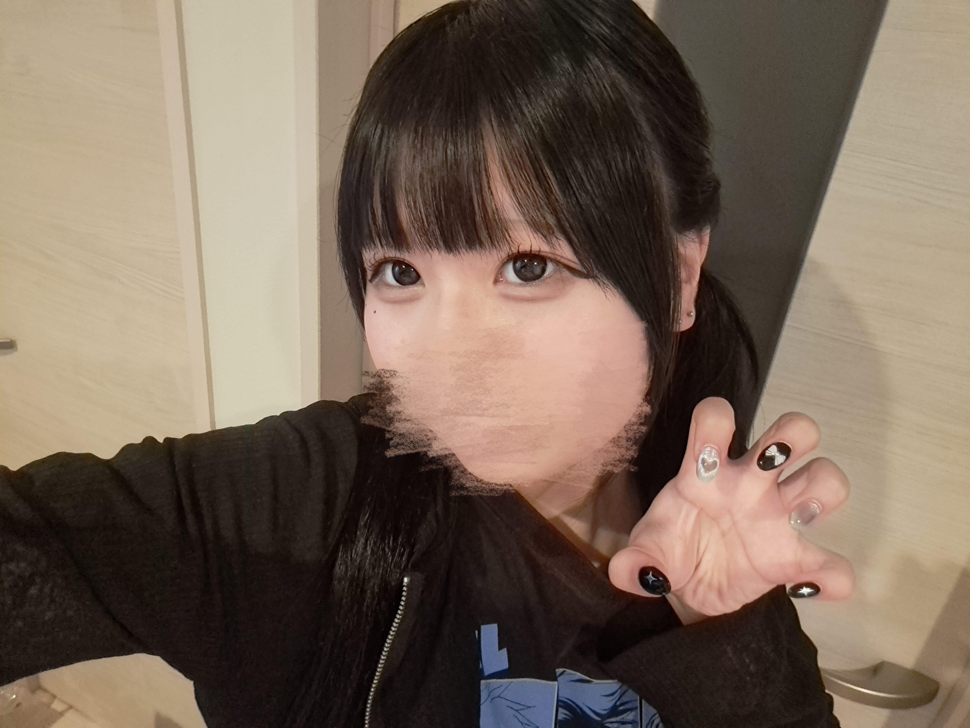 口コミありがとうっ！！！明日15:00-22:00いるよ♡