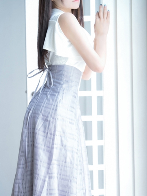 新人・珠洲(すず)