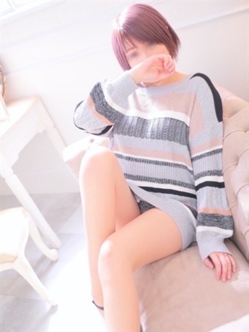 川村 なぎさ
