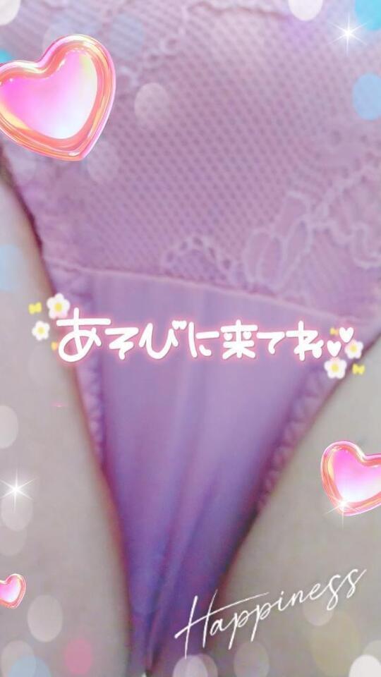 今日のパンツ<img class="emojione" alt="❤️" title=":heart:" src="https://fuzoku.jp/assets/img/emojione/2764.png"/>今日もヌレヌレ<img class="emojione" alt="💓" title=":heartbeat:" src="https://fuzoku.jp/assets/img/emojione/1f493.png"/>