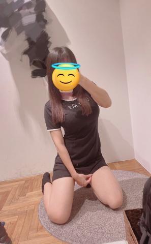 新しい服がエッチすぎる件