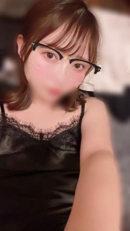 あした<img class="emojione" alt="👓" title=":eyeglasses:" src="https://fuzoku.jp/assets/img/emojione/1f453.png"/>