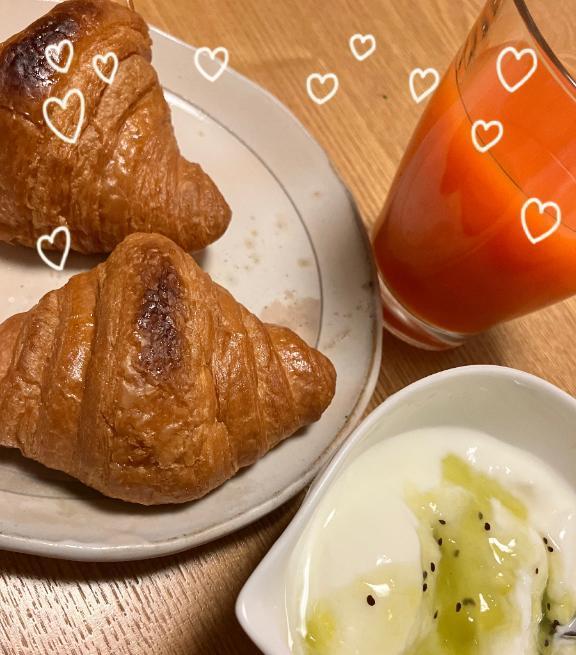 モーニン<img class="emojione" alt="☘️" title=":shamrock:" src="https://fuzoku.jp/assets/img/emojione/2618.png"/>♡