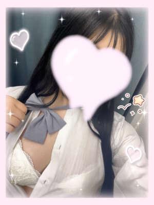 黒髪再発〜<img class="emojione" alt="🖤" title=":black_heart:" src="https://fuzoku.jp/assets/img/emojione/1f5a4.png"/>