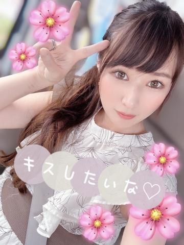 折本里香です<img class="emojione" alt="😂" title=":joy:" src="https://fuzoku.jp/assets/img/emojione/1f602.png"/>