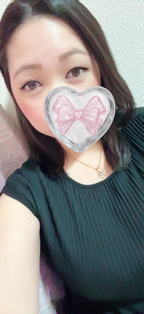 10:00〜14:00出勤<img class="emojione" alt="💕" title=":two_hearts:" src="https://fuzoku.jp/assets/img/emojione/1f495.png"/>