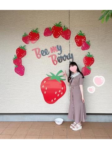 今年最後のいちご<img class="emojione" alt="🍓" title=":strawberry:" src="https://fuzoku.jp/assets/img/emojione/1f353.png"/>