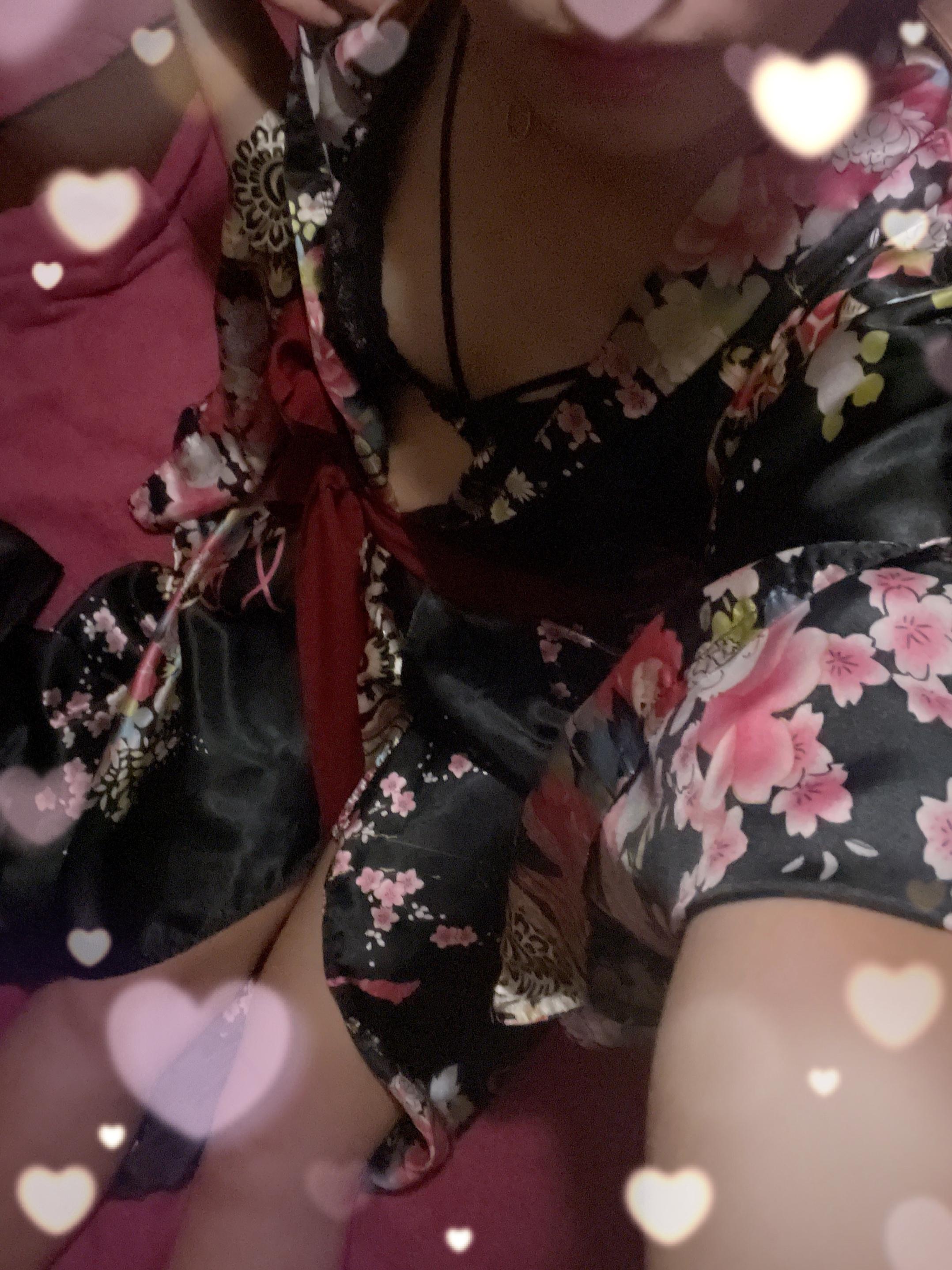 出勤<img class="emojione" alt="💓" title=":heartbeat:" src="https://fuzoku.jp/assets/img/emojione/1f493.png"/>