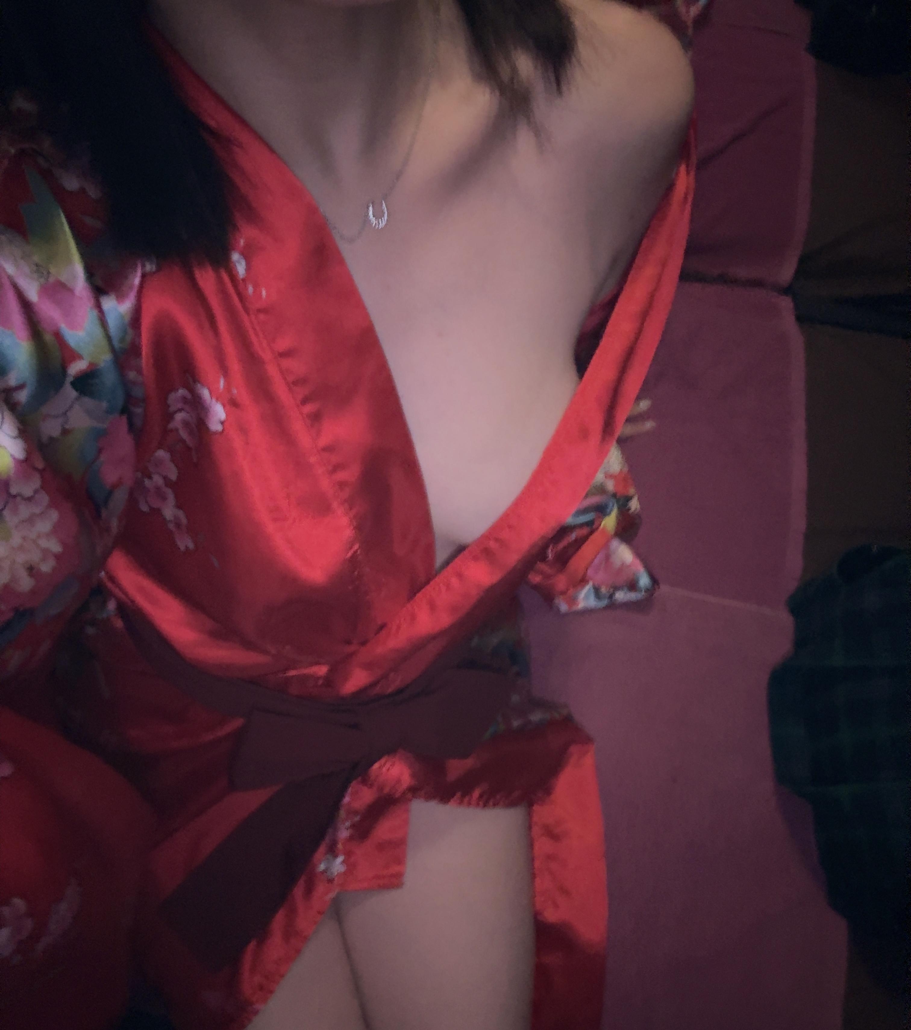 ありがとう<img class="emojione" alt="🍓" title=":strawberry:" src="https://fuzoku.jp/assets/img/emojione/1f353.png"/>🦢🩰