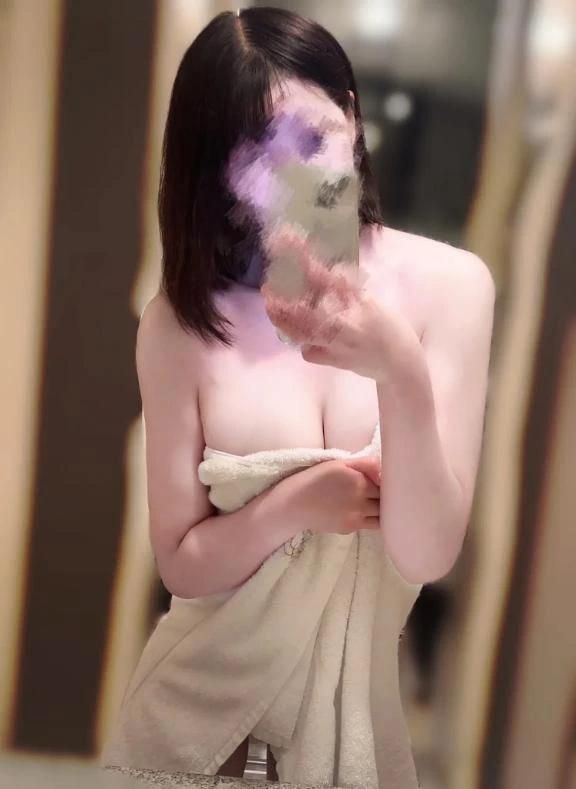 🤍<img class="emojione" alt="🧡" title=":orange_heart:" src="https://fuzoku.jp/assets/img/emojione/1f9e1.png"/>