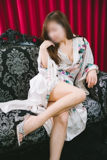 ゆいなさん