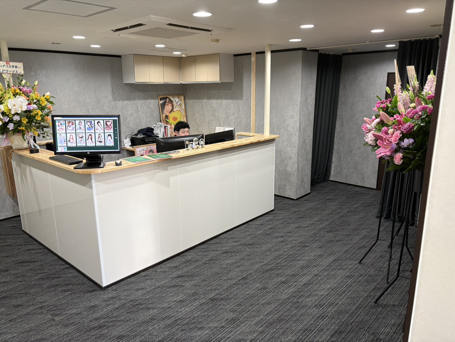 ピュアコス学園の店内・待機室画像3
