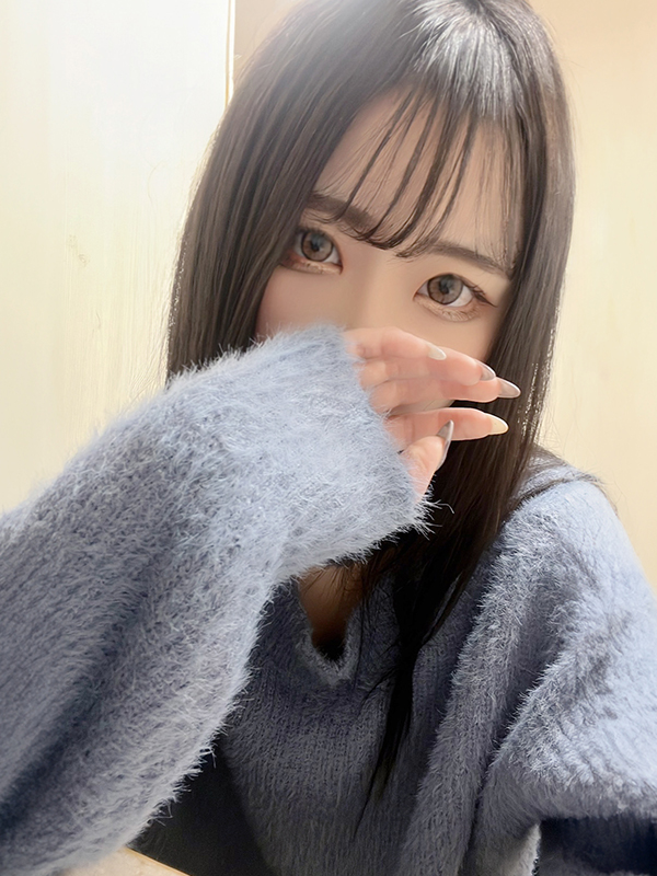 りいなさん