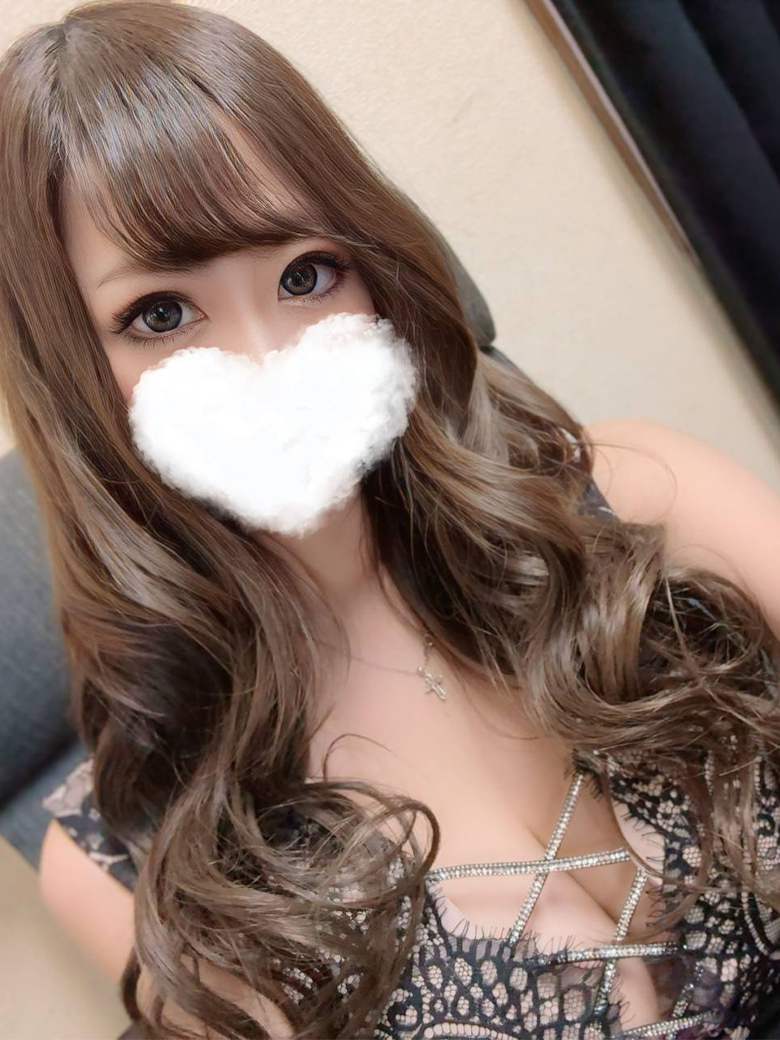 東條みなみさん