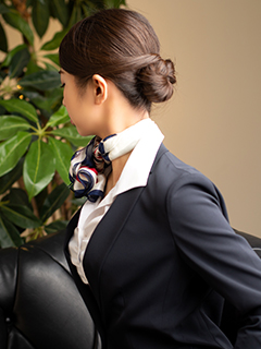 如月めい（26歳/前職 学生）