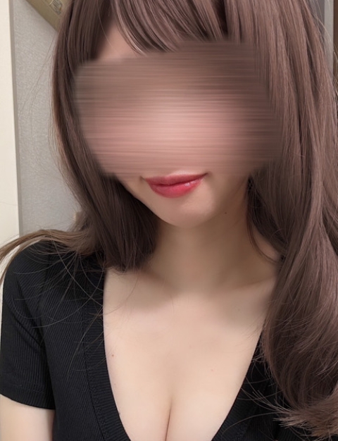 胡桃沢　えりさん