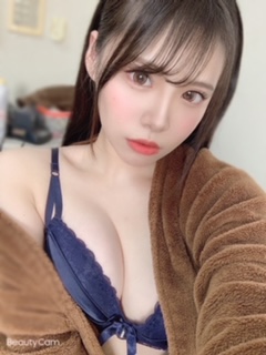 鈴音杏夏さん