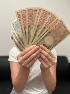 入店初日で○○万円⁉のアイキャッチ画像