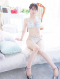 リオ(34歳/前職、OL)