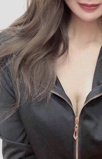 長谷川ななみさん