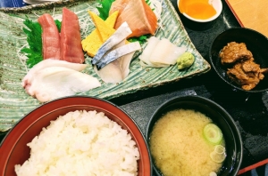 私の後には無数の穴。。のアイキャッチ画像