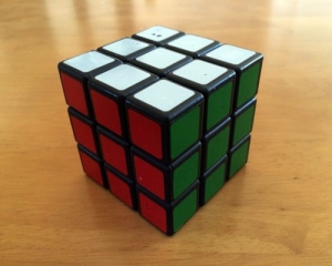 ルービックキューブを完成して手に入れたもののアイキャッチ画像
