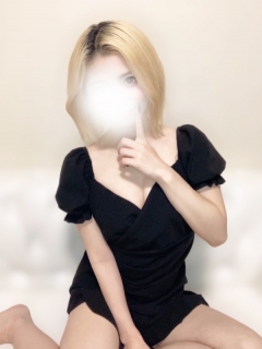 夏目ういさん