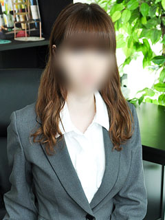 宇佐美 るなさん