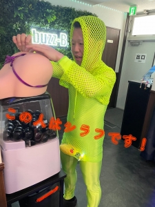 buzz-B（バズ・ビー）の店長・スタッフ画像3