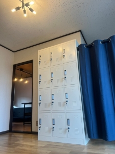貴重品は鍵付ロッカーへ！のアイキャッチ画像
