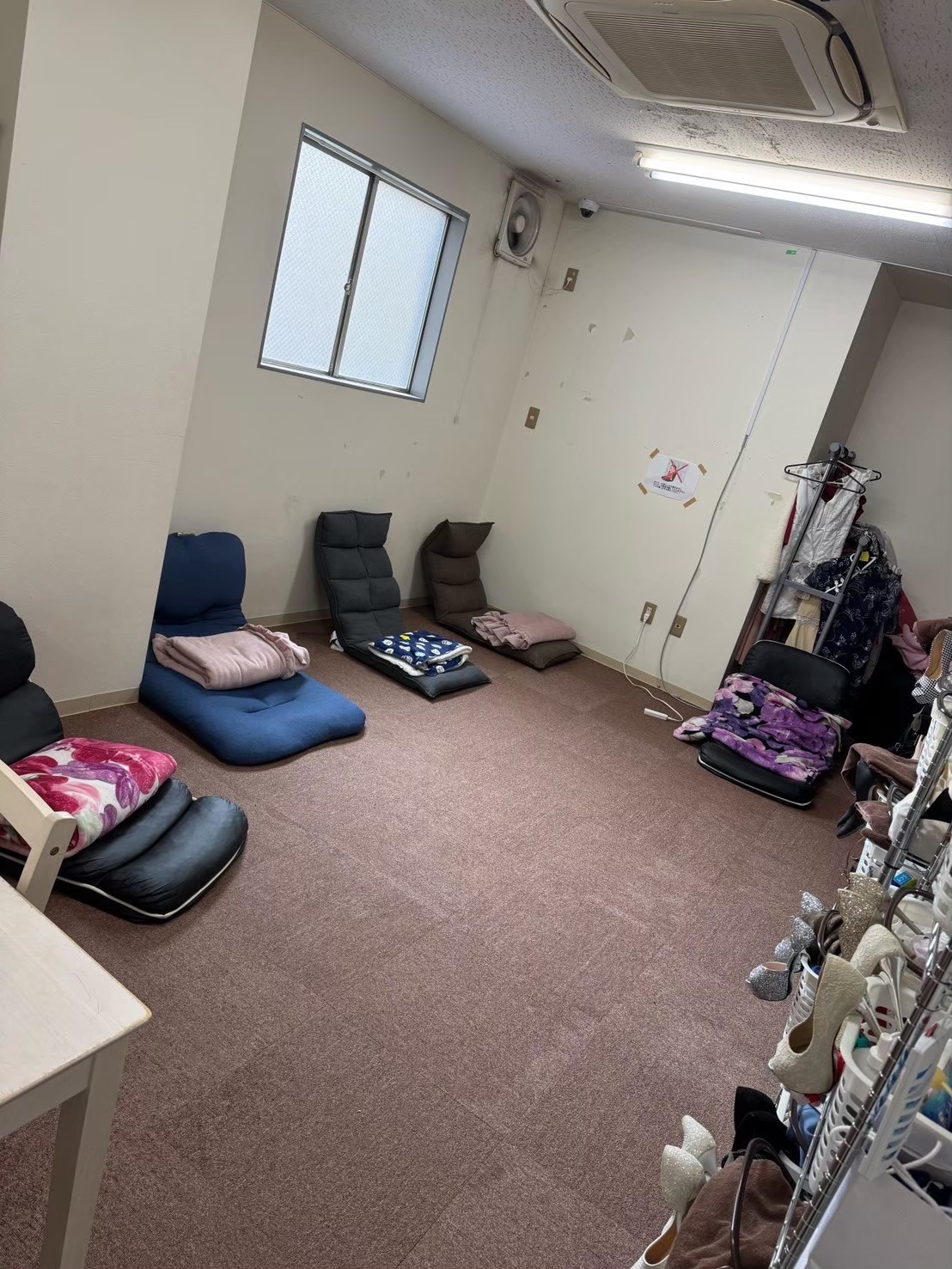 CLUB NEWYORKの店内・待機室画像8