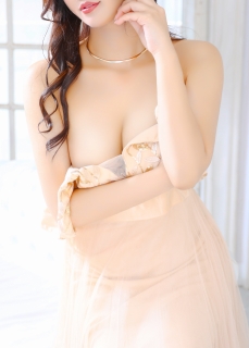 深月 聆（31歳/ライター）