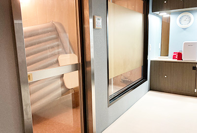 DOUBLE（札幌YESグループ）の店内・待機室画像2