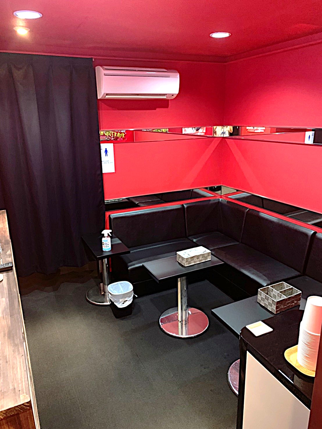 ドMなバニーちゃん名古屋中村店の店内・待機室画像2