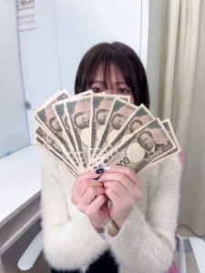 リアルを公開！3時間勤務で27000円！のアイキャッチ画像