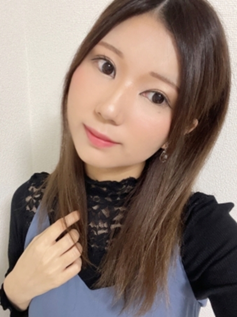 芹沢 るなさん