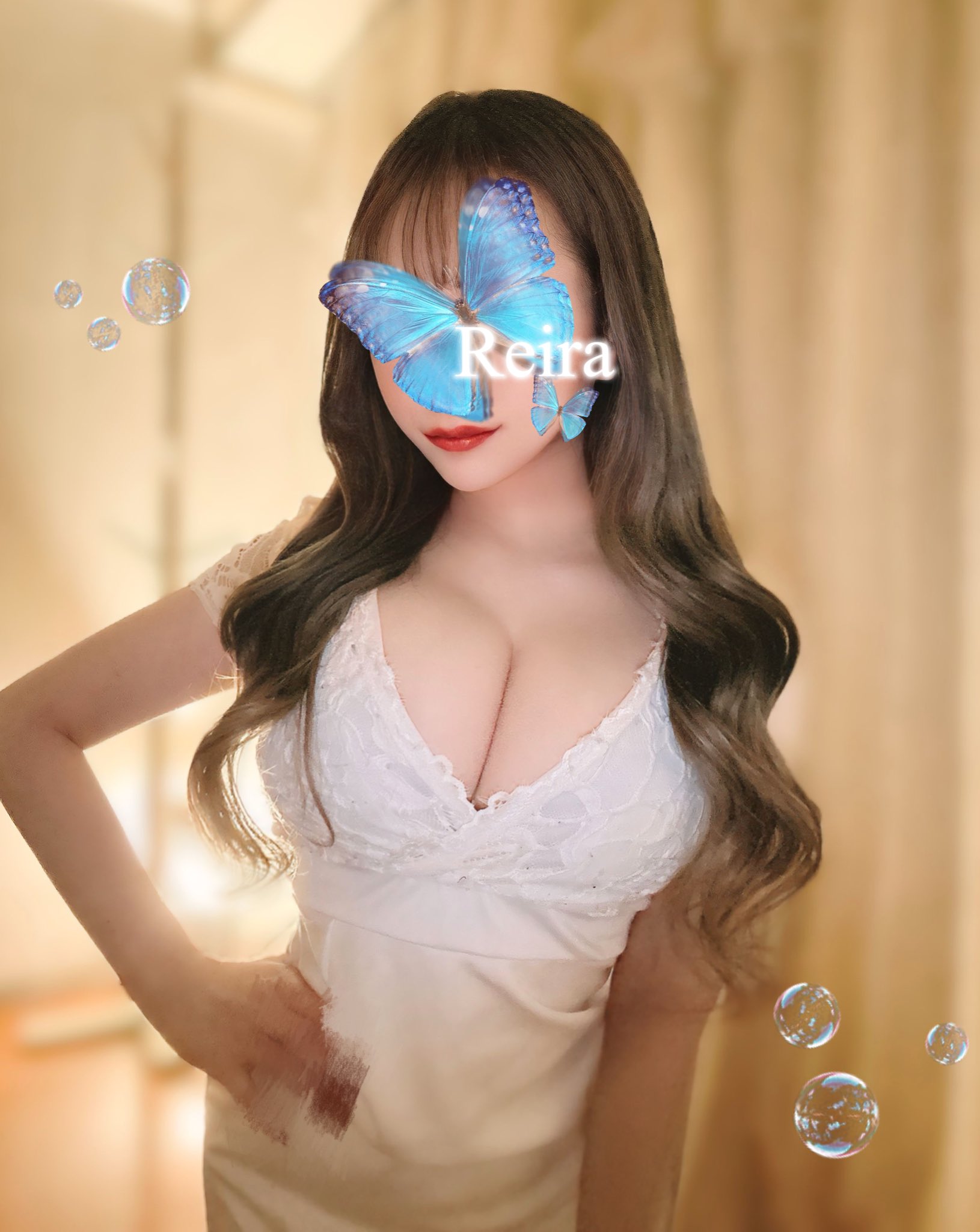 芹沢れいらさん