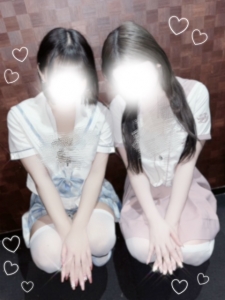 制服は可愛い２色展開！のアイキャッチ画像