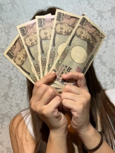 ついに公開！！女の子のお給料♡のアイキャッチ画像
