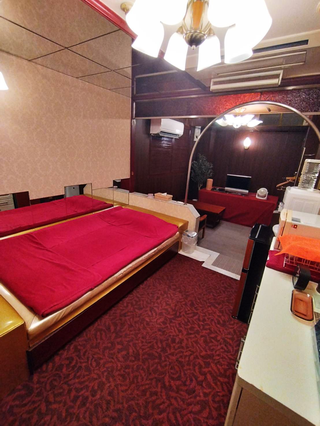 F1クラブの店内・待機室画像2