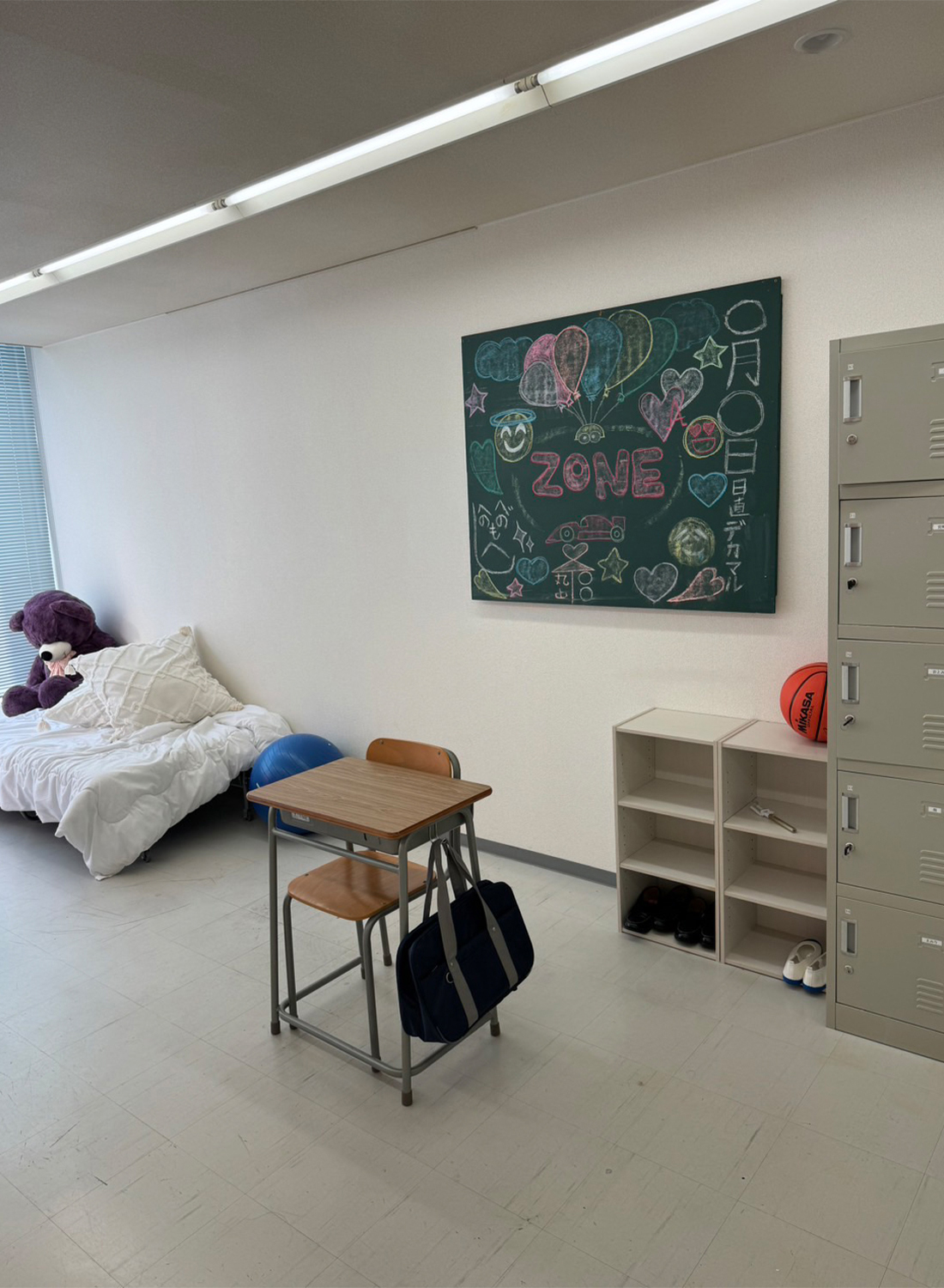 ZONEの店内・待機室画像1